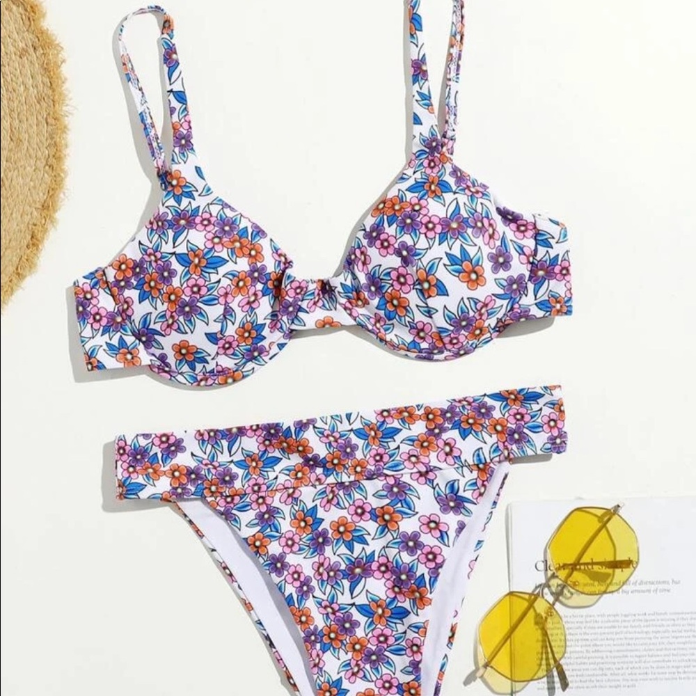 Cute swimsuit bottoms